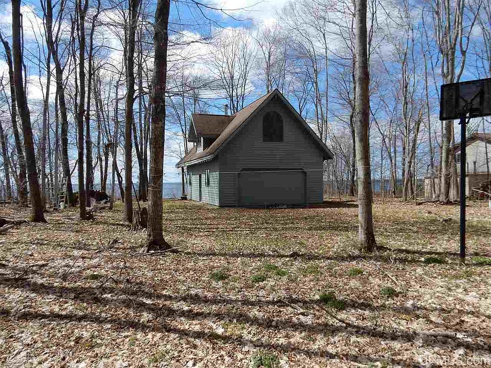10235 W Little Harbor Rd, Manistique, MI 49854 Zillow