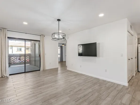 5751 N Kolb Rd Unit 21102, Tucson, AZ 85750