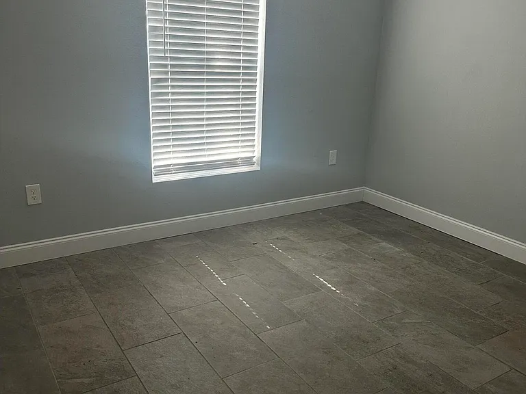 4445 Alpine Ln — Photo 12