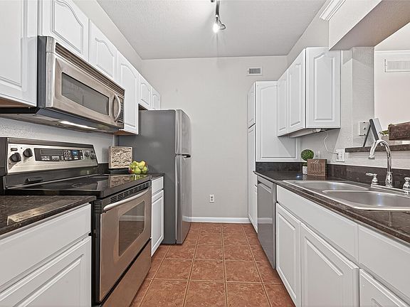 2nd image of 1330 Old Spanish Trl APT 3206