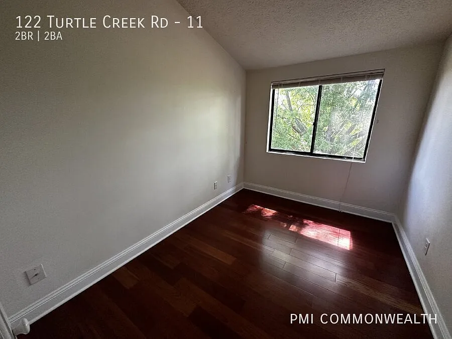 122 Turtle Creek Rd — Photo 3