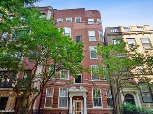 1216 N Astor St APT 2A, Chicago, IL 60610