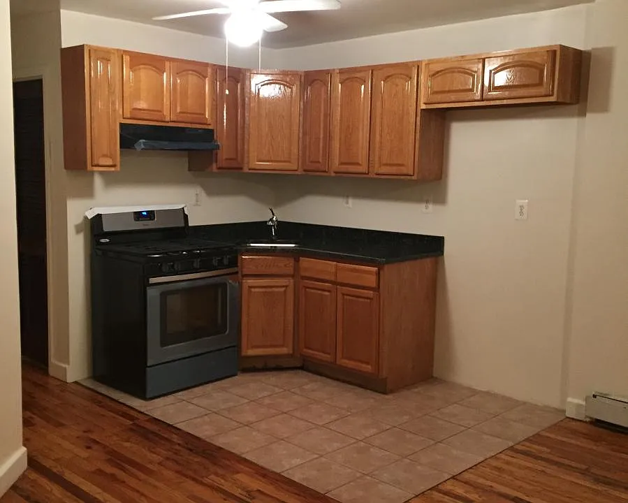 727 Newark Ave #2