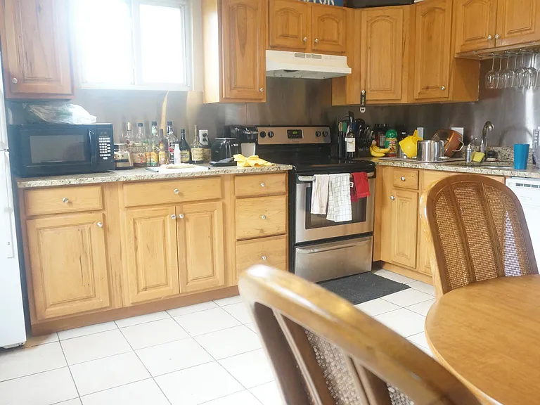 19 Highgate St #19 — Photo 6