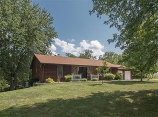 481 Old Highway 100, Villa Ridge, MO 63089