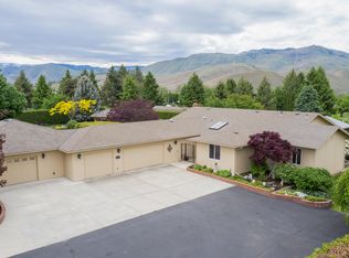 2740 Debord Dr, Wenatchee, WA 98801