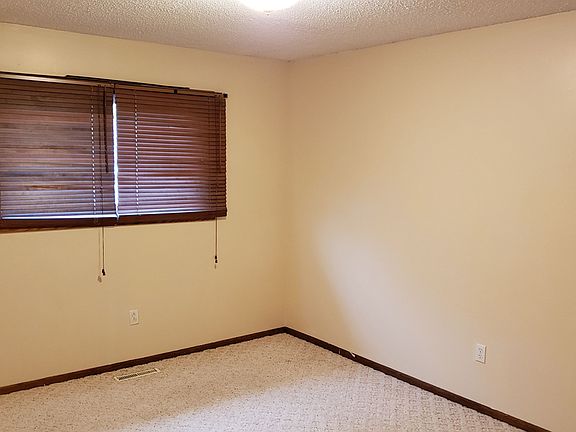 5th image of 4205 22nd Ave NW