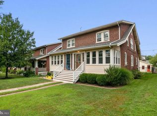 425 Perkiomen Ave, Lansdale, PA 19446