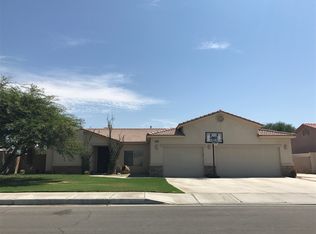 54820 Andover Dr, Thermal, CA 92274