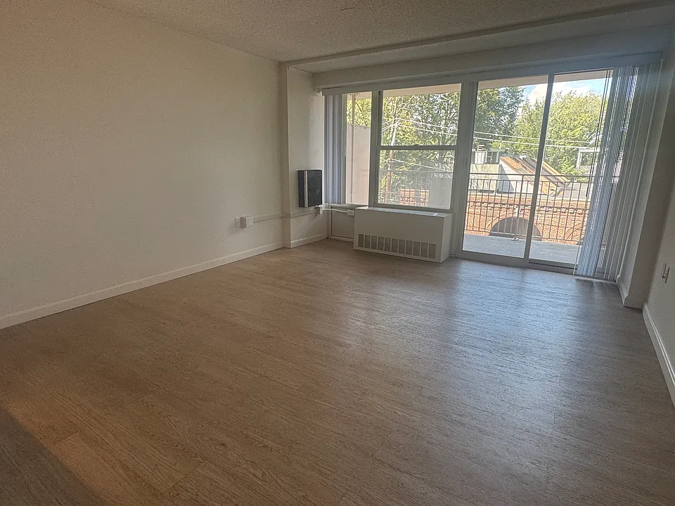 293 Harvard St #2