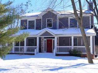 3007 Cady Dr, Brighton, MI 48114