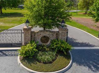 17028 Midas Ln, Lutz, FL 33549