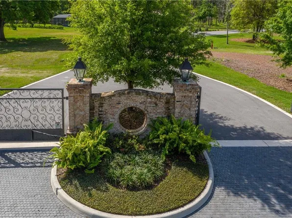 17031 Midas Ln, Lutz, FL 33549