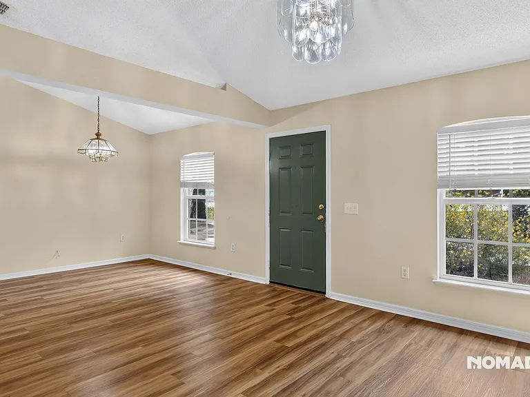 14169 Spring Hill Dr — Photo 6