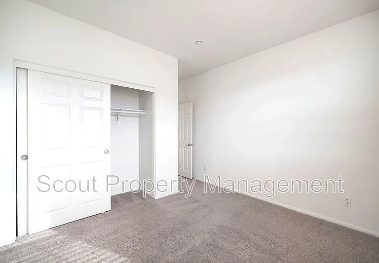 31190 Strawberry Tree Ln — Photo 9