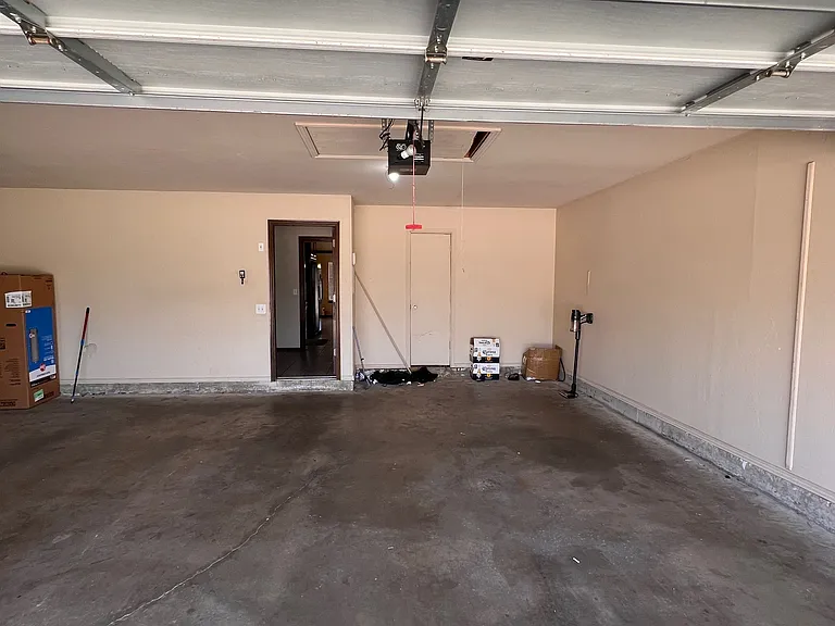 2416 NW 152nd St — Photo 14