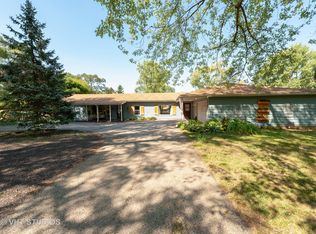 1210 Algonquin Rd, Fox River Grove, IL 60021