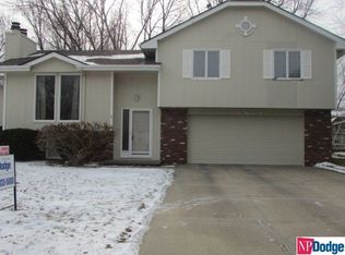 15919 Martha Cir, Omaha, NE 68130