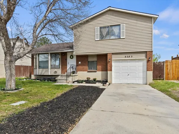 6085 S Park Wood Dr W, Salt Lake City, UT 84118
