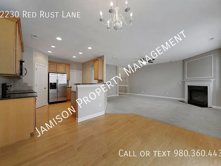 12230 Red Rust Ln — Photo 9