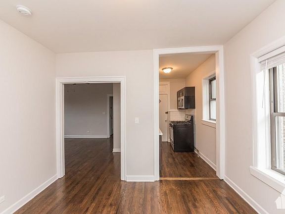 2nd image of 1349 W Touhy Ave #625