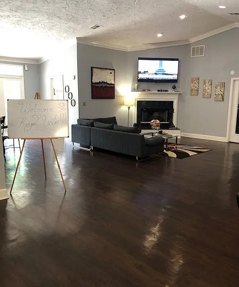 Regal Vista — Photo 16