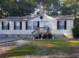 270 Elm St, Southport, NC 28461