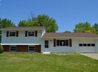 4958 Oakview Dr, Vermilion, OH