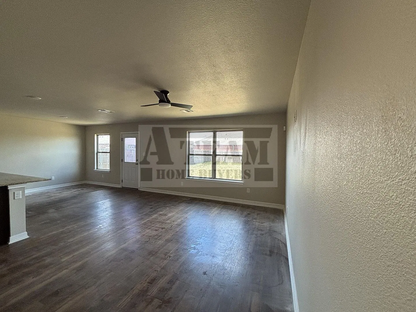 Fully Updated 3 Bedroom 2 Bathroom Located in Mabank ISD — Photo 2