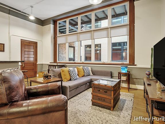 2nd image of 600 Broadway Ave NW #240