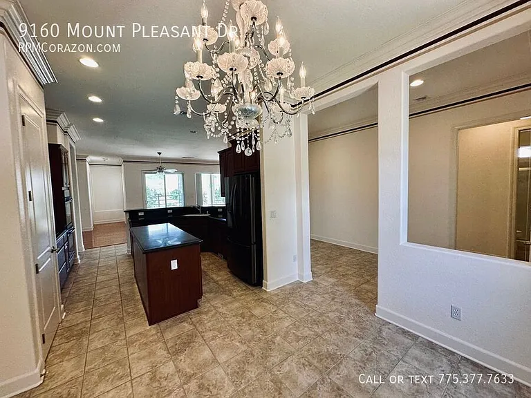 9160 Mount Pleasant Dr — Photo 5