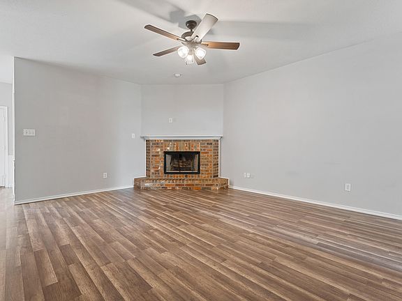 5th image of 525 N Kline Ave