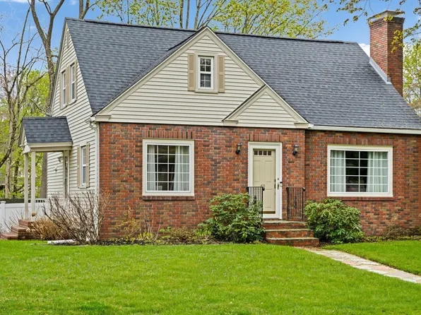 40 Irving St, Spencer, MA 01562
