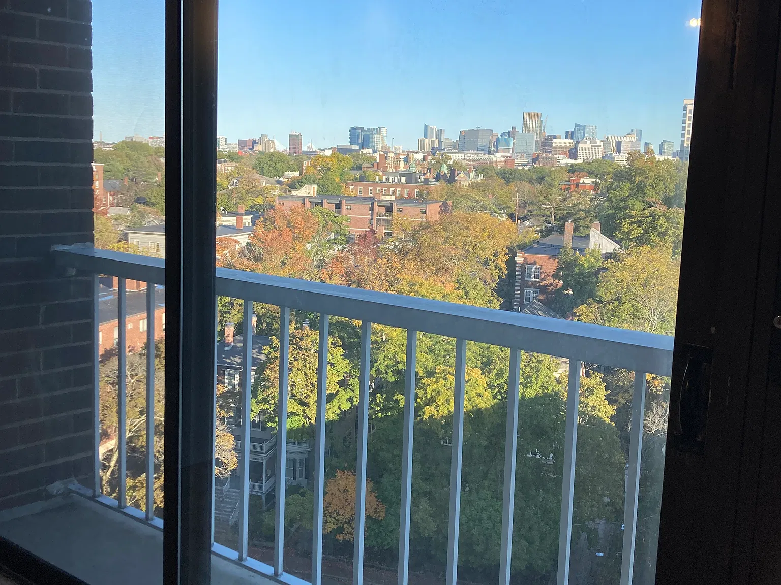 2 bed, 880 sqft, $3,200 — Photo 3