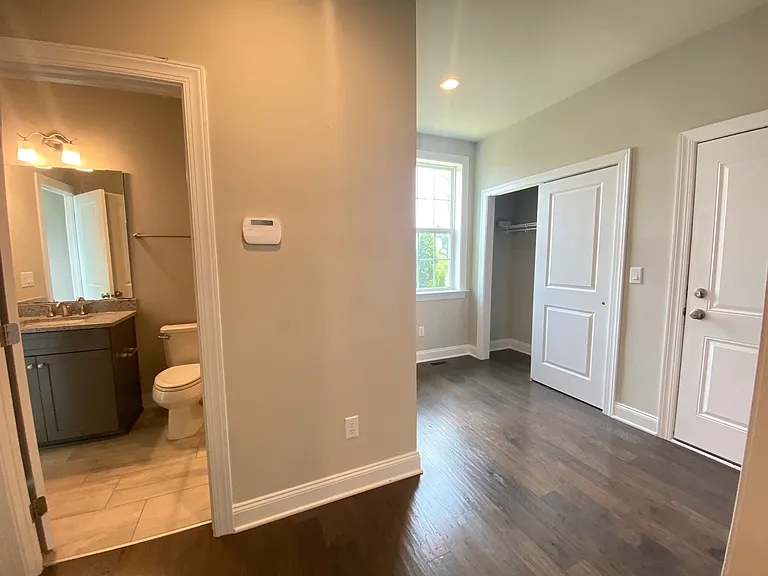 406 Gartrell Way — Photo 16