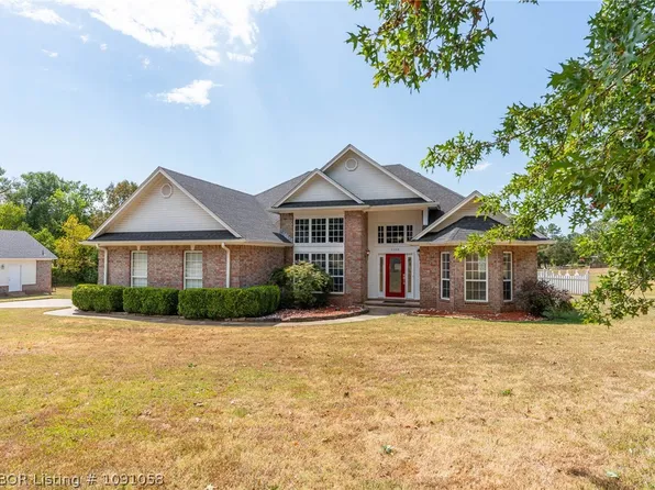 1110 Meadow Bridge Dr, Greenwood, AR 72936