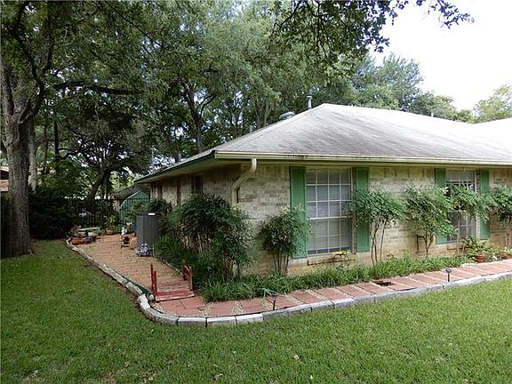 3rd image of 3809 Woodchester Ln