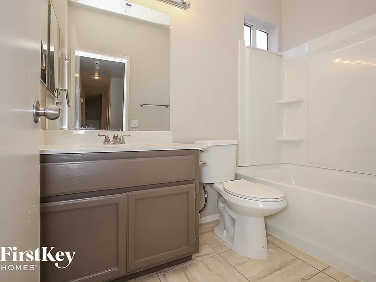 4912 Breezy Day Dr — Photo 13
