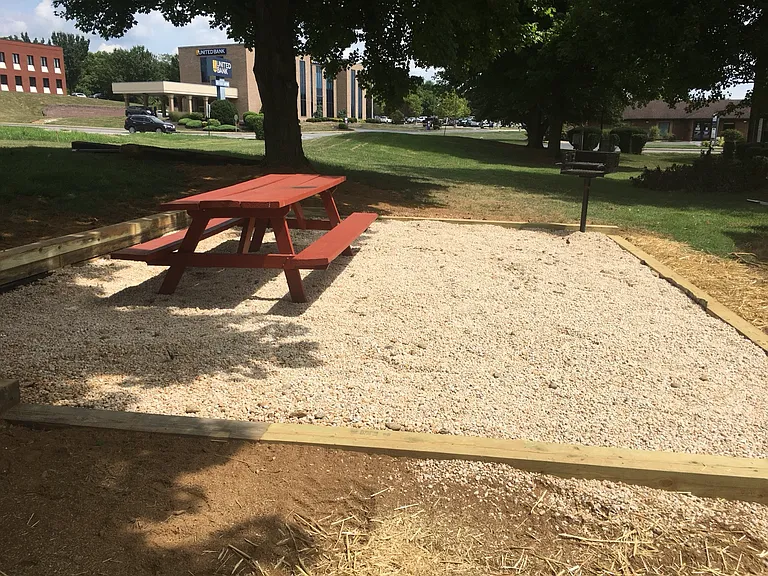 Foxcroft Village Apartments — Photo 6