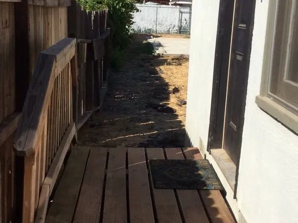 123 W 20th St, Merced, CA 95340