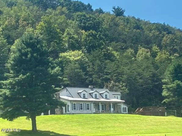 1574 Turkey Valley Rd, Hollidaysburg, PA 16648