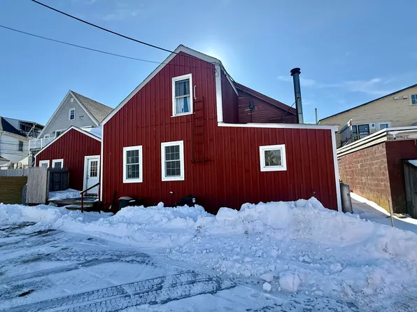 54 W Main Street, Vinalhaven, ME 04863