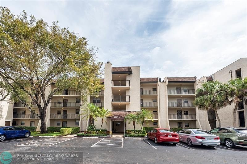 1st image of 9230 Lagoon Pl APT 116