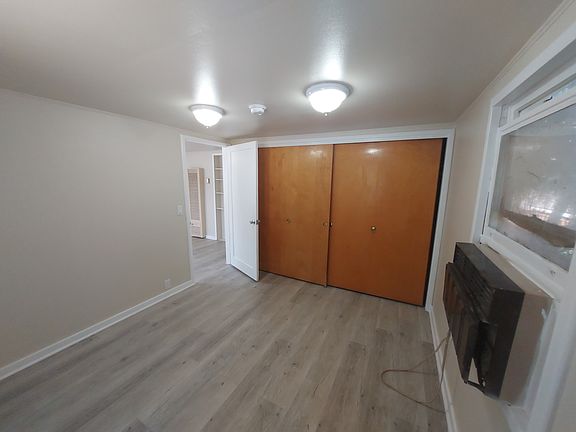 4th image of 517 Flagg Ave #B