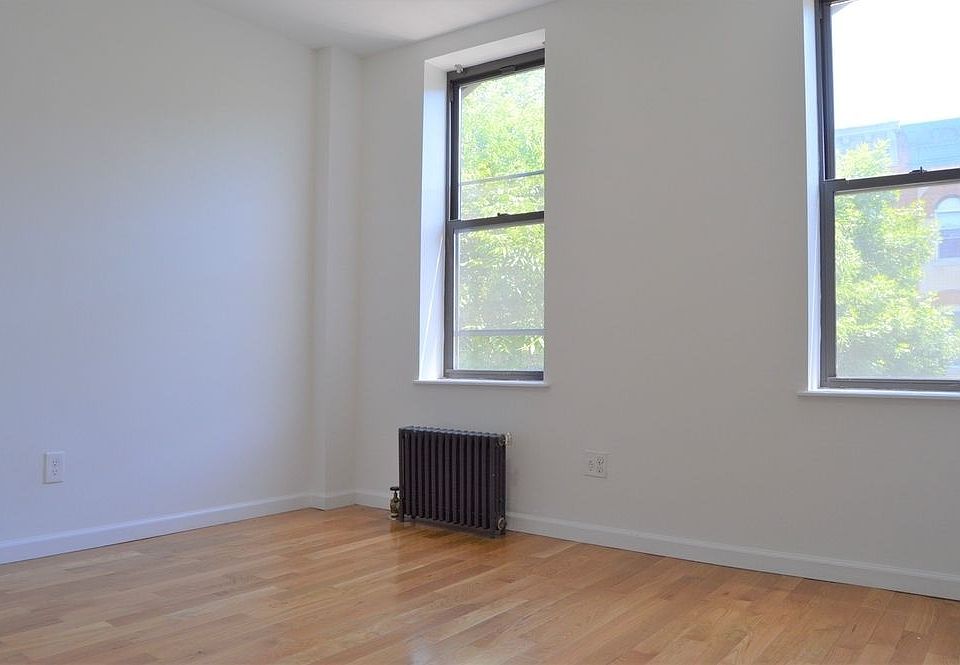 1st image of 3238 48th St #2R