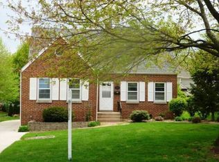 420 S Loomis St, Naperville, IL
