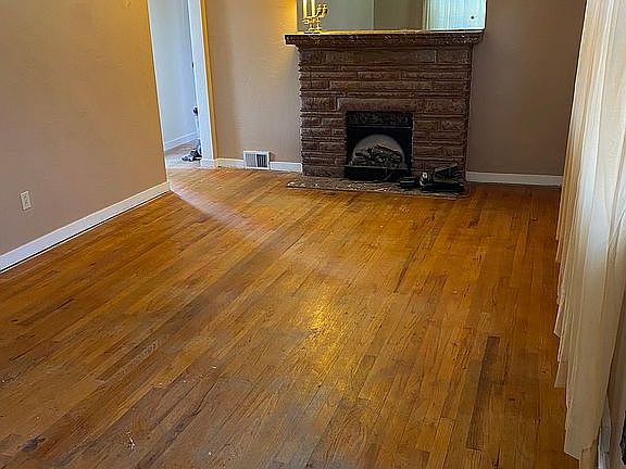 Huge 20x11 living room