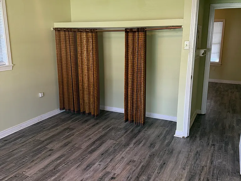 819 Center St #819 — Photo 14