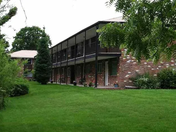 111 N Walnut Rd APT 8, Spokane, WA 99206