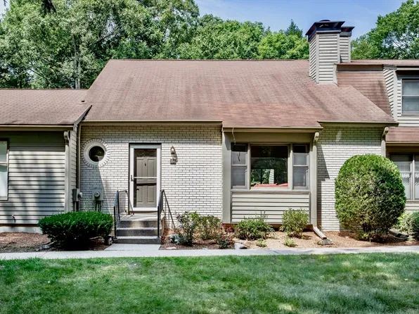 419 Southwick Rd APT Q70, Westfield, MA 01085